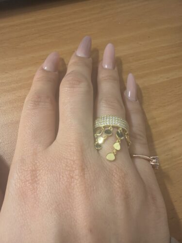 Ring with falling circles photo review